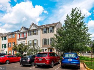 2439 Corn Crib Ct, Herndon, VA 20171