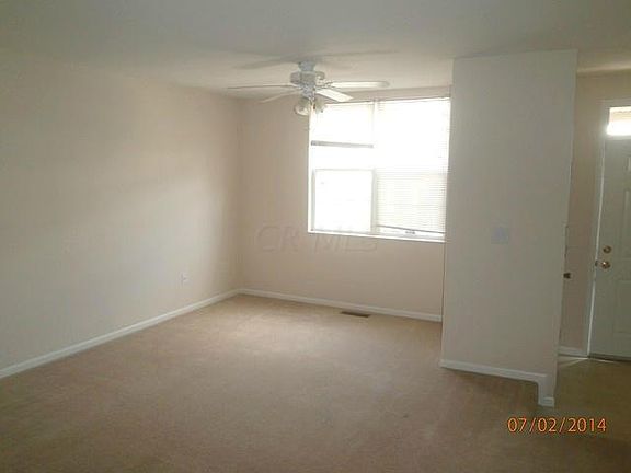 2nd image of 307 Oxford Oak Dr