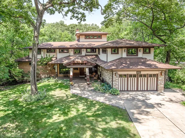 8310 W 127th St, Palos Park, IL 60464