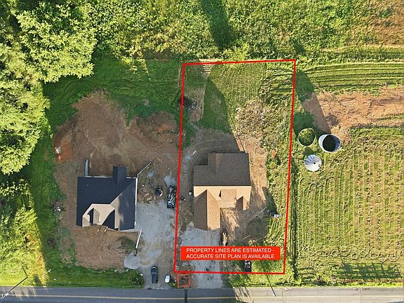3rd image of 4597 N Thomas Rd