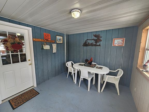 4th image of 1354 White Knoll Rd