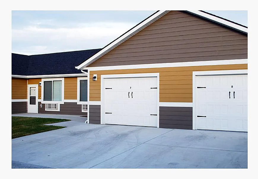 Single Level Patio Home Apartment - Wheatbaker Patio Home Apartments