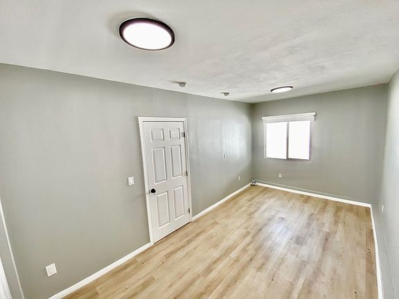 5th image of 7945 Fallbrook Ave