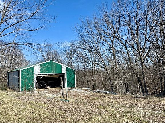 2nd image of 15736 Spring Creek Rd