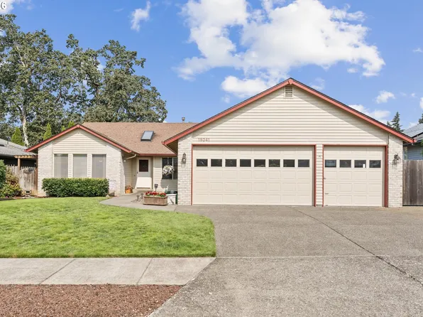 19341 Inishbride Ct, Oregon City, OR 97045