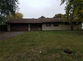 211 W 6th St, Cahokia, IL