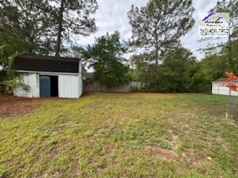 2043 Lakeridge Dr — Photo 10