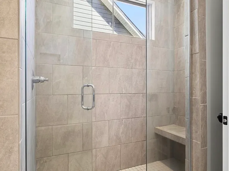 5063 Shelterwood Dr NE — Photo 17