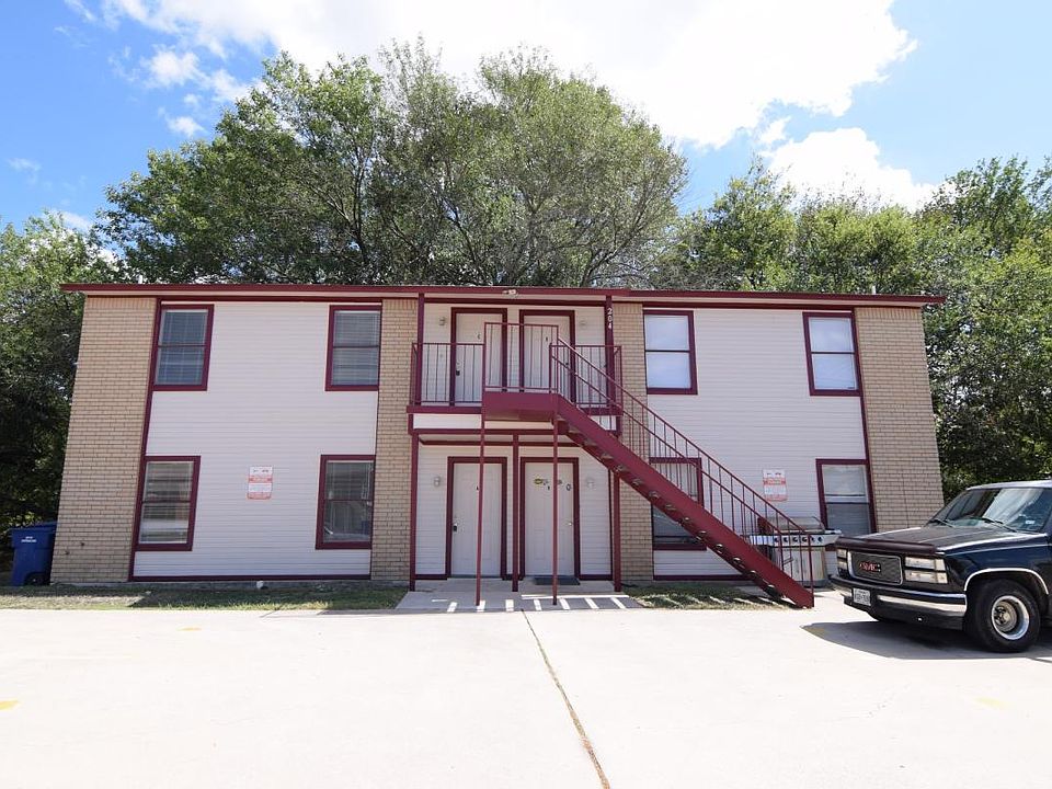 1st image of 204 Erby Ave APT D