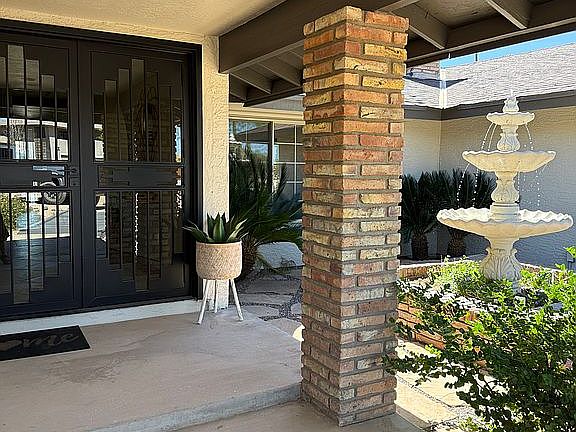 3rd image of 5911 E Peak View Rd