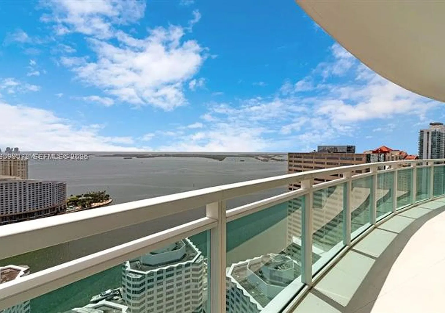 950 Brickell Bay Dr cu-3710, Miami, FL 33131 — Photo 2