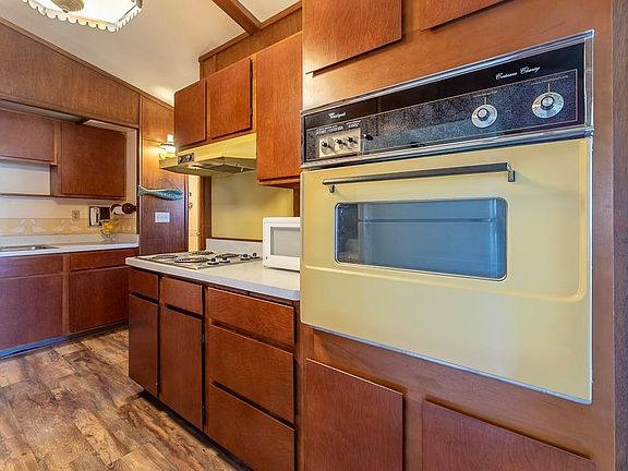 5th image of 1423 E Road 2