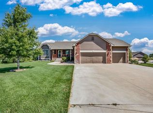 15050 W Shadow Lakes St, Wichita, KS 67223