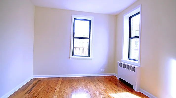 Rented by Tryax Realty Management | media 5