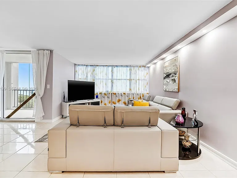 1400 S Ocean Dr #802 — Photo 13