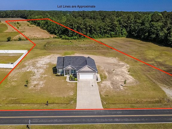 3rd image of 3520 Edwards Rd.