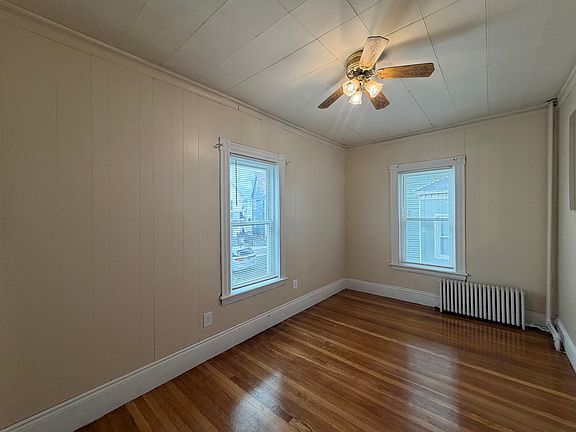 3rd image of 44 School St APT 2