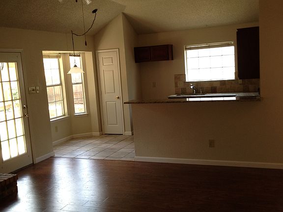 Open Den/Eating Area/Kitchen