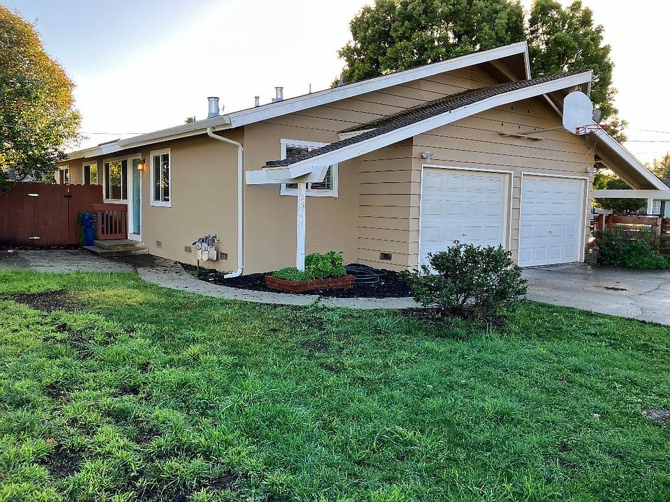 1st image of 2041 Encina Dr