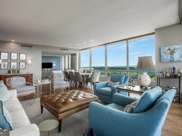 700 Park Regency Pl NE APT 2305, Atlanta, GA 30326