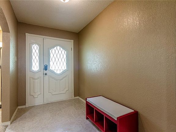 3rd image of 3801 Lawndale Ave