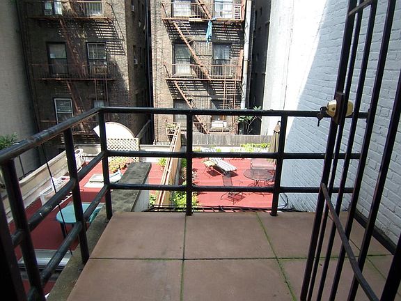 2nd image of 215 W 79th St APT 2B