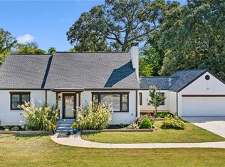 396 Lynnhaven Dr SW, Atlanta, GA 30310
