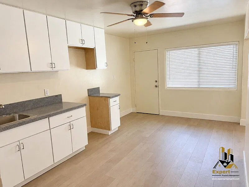 2 bed, 1.0 bath, $1,695 — Photo 4