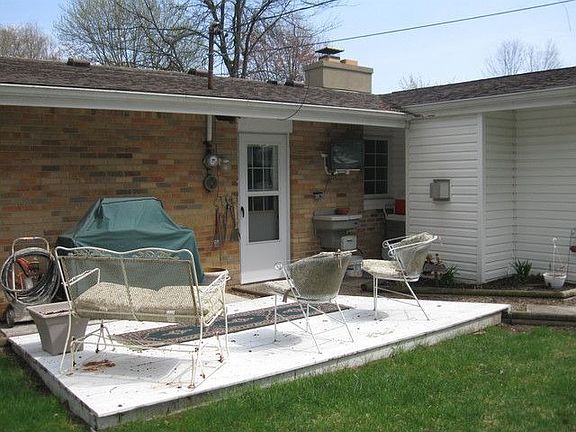 4th image of 7065 Burkenhead Pl