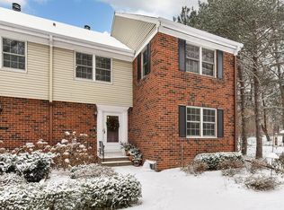 1138 Ivy Hill Dr, Mendota Heights, MN 55118