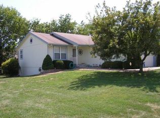 7207 SW 24th Ter, Topeka, KS 66614