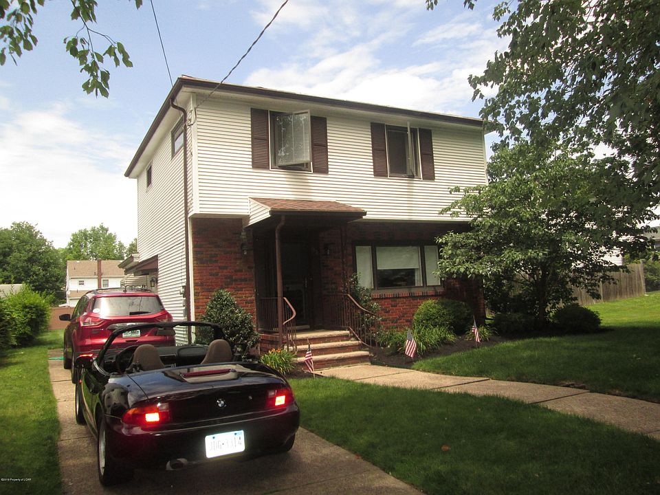 1st image of 664 Westmoreland Ave
