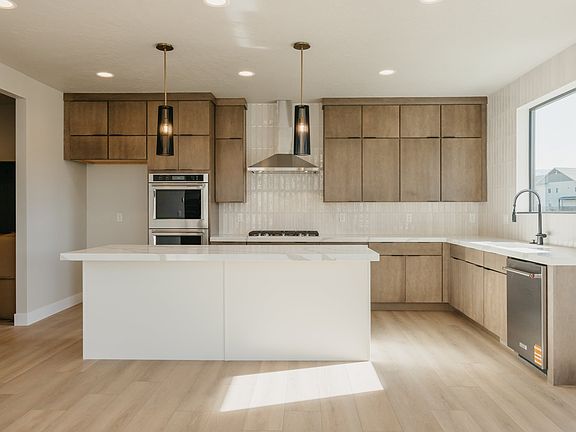 2nd image of 2832 E Hayloft Ln #214