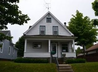 927 Dillingham Ave, Sheboygan, WI 53081