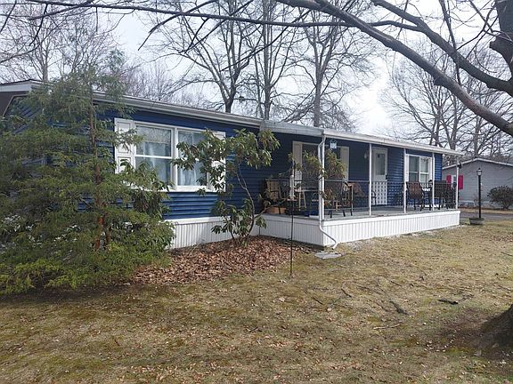2nd image of 12 Cook Ln