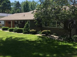 201 Westview Dr, Alma, MI 48801