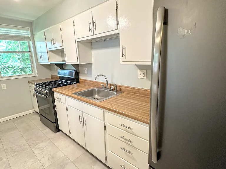 5504 Hays St #1 — Photo 3