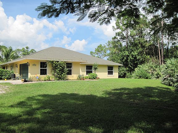 1.25 Acres Fenced Yard