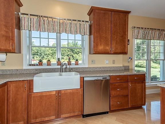 3rd image of 12385 Regal Pl