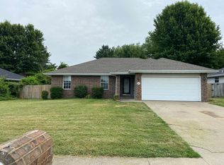 4745 W Tarkio St, Springfield, MO 65802