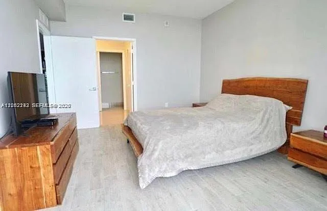 600 NE 27th St #2202 — Photo 7