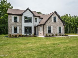 13 Centerline Roper Loop, Byhalia, MS 38611