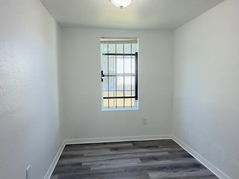 2185 Benedict Rd #2187 — Photo 4