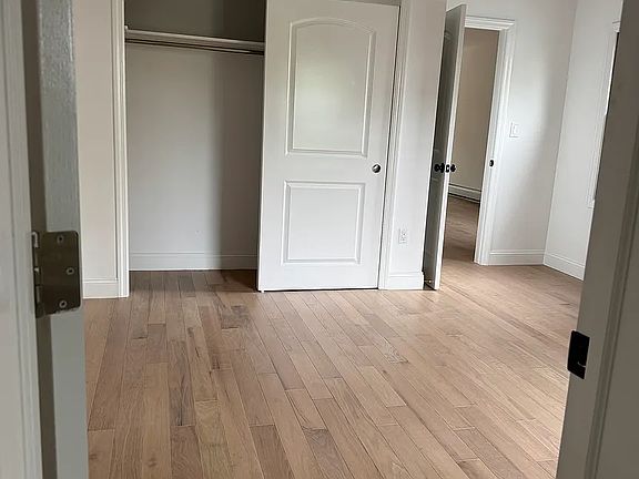 3rd image of 125 Ainslie St APT 2