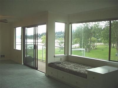 4th image of 9715 NE Juanita Dr APT 306B