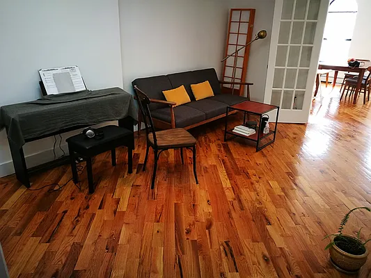 Sold by Tyler Vincent Real Estate Inc | media 6