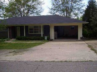 319 Walnut St, Sulligent, AL 35586