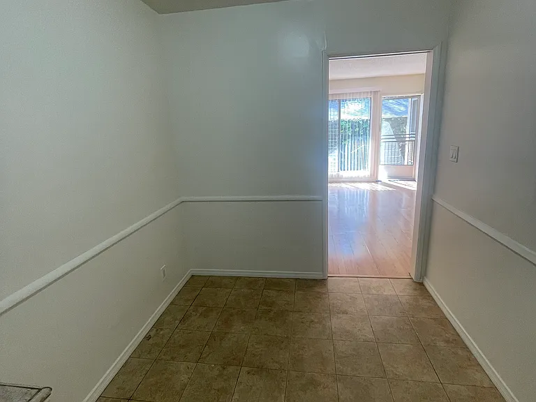 1607 N Harvard Blvd #3 — Photo 13