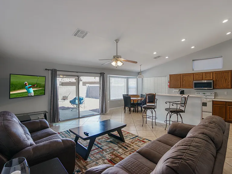 5320 W Taro Ln — Photo 5