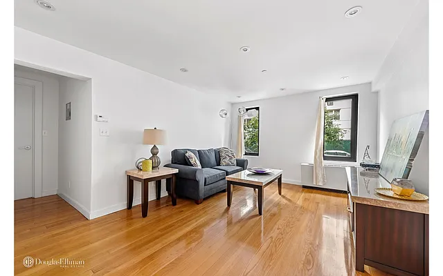 Rented by Douglas Elliman | media 16